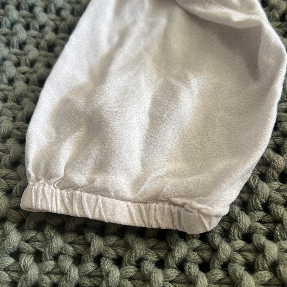 Gina Benotti blouse. Loose fitting. Very soft material Size L - Picture 3 of 6